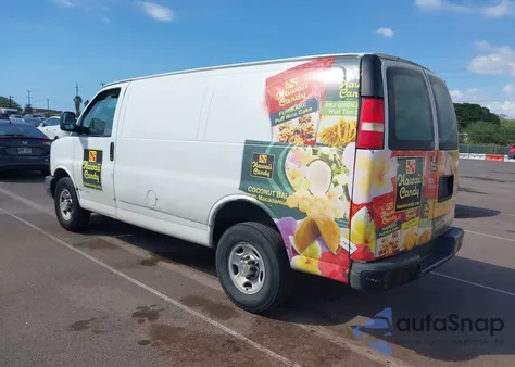 2011 Chevrolet Express 2500 Work Van z USA, uszkodzony, nr VIN 1GCWGFCG1B1189112